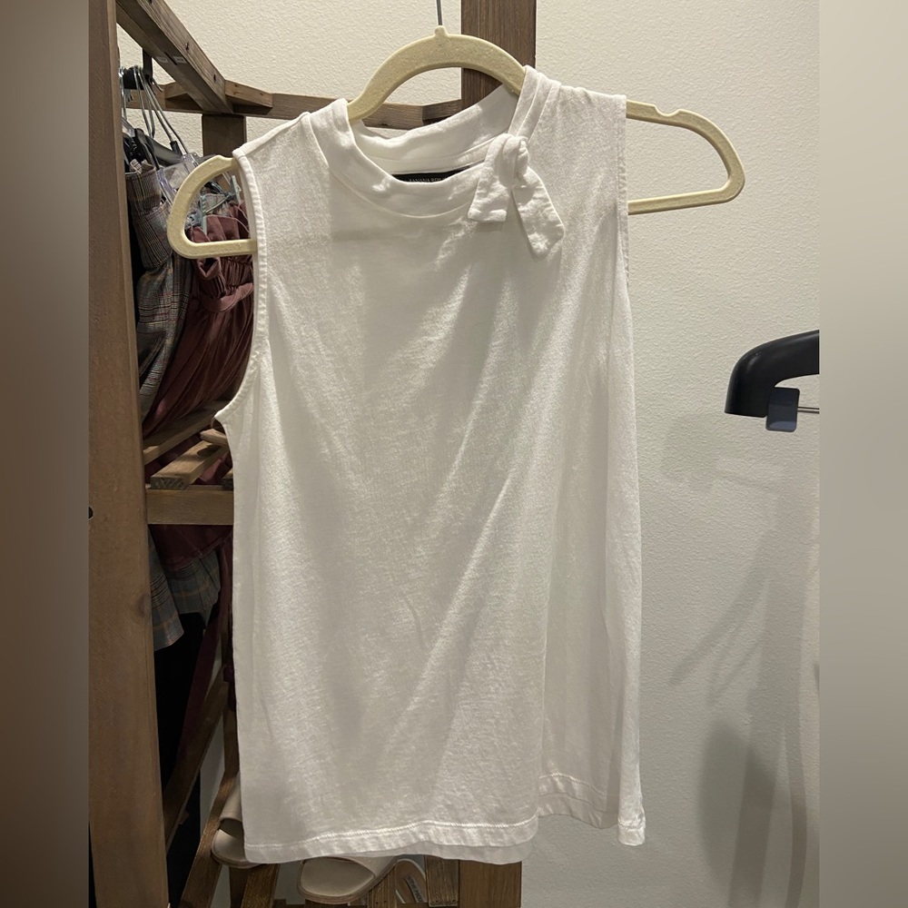 Banana republic size xs white top
